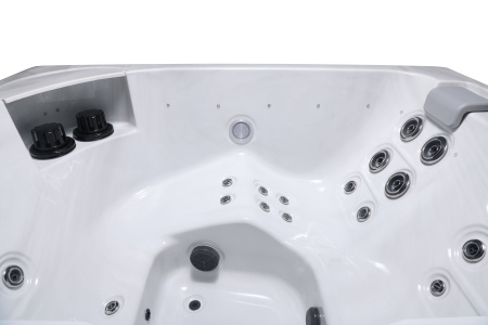 Гидромассажный спа бассейн NordicSpa Magni (Магни)