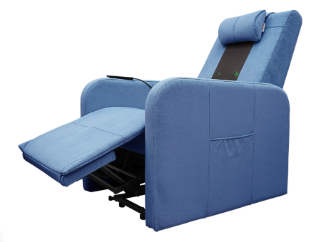 Массажное кресло реклайнер с подъемом FUJIMO LIFT CHAIR F3005 FLFK цвет на заказ